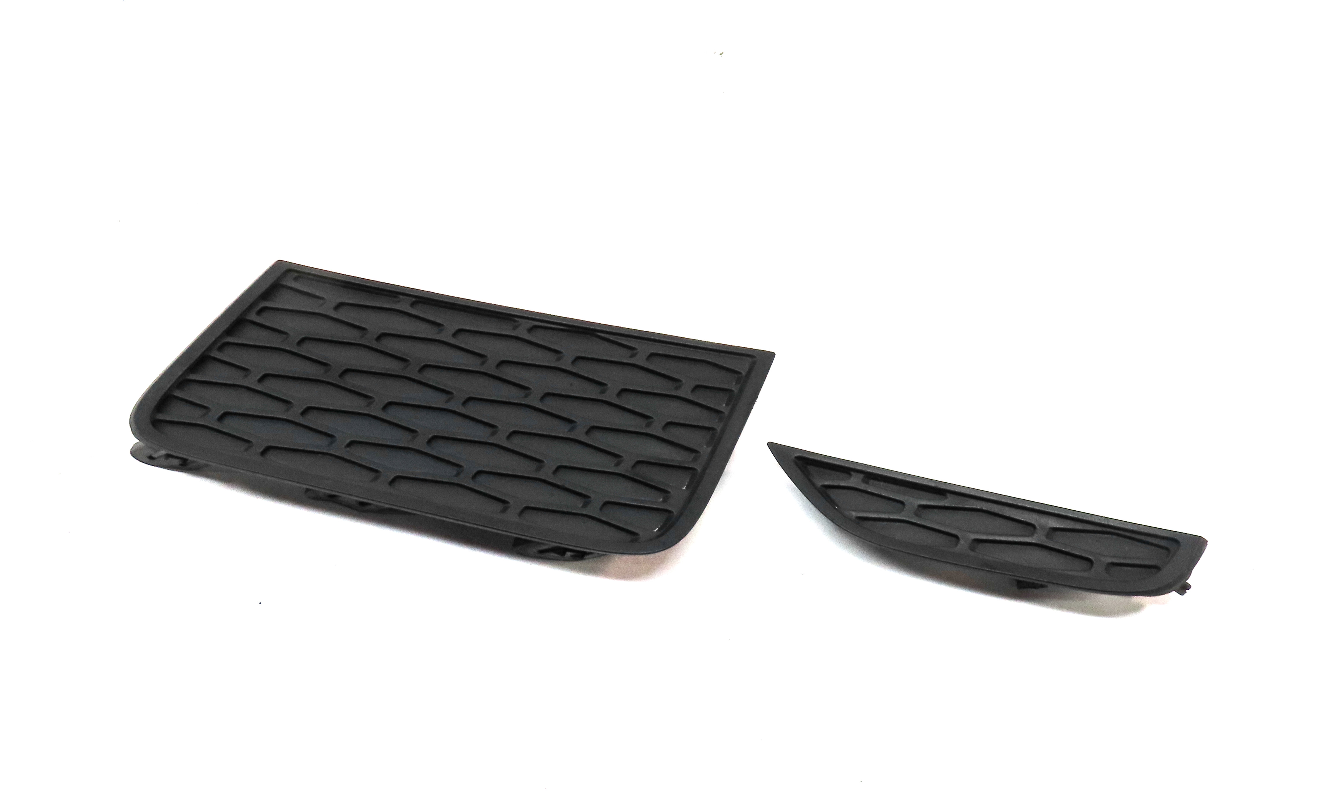 2016 RANGE ROVER EVOQUE (L538) FRONT LEFT DRIVER FOGLIGHT LAMP GRILLE TRIM SET/2 — exact item pictured
